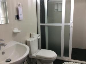 Koupelna v ubytování Lemazone Inn