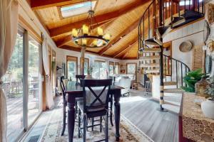 Galeriebild der Unterkunft Mendo Cupola in Mendocino