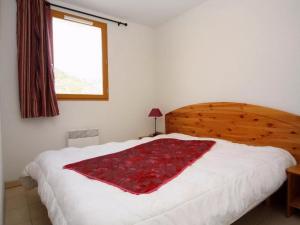 Posteľ alebo postele v izbe v ubytovaní Apartment in Montbrun near Thermal Baths