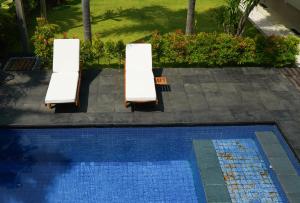 Bassein majutusasutuses Roots Hotel Senggigi või selle lähedal
