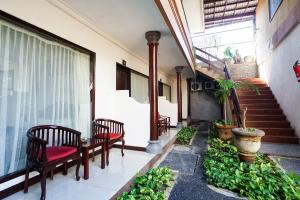 Balkón nebo terasa v ubytování Taman Ayu Legian Hotel