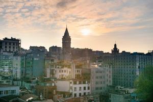 Nespecifikovaný výhled na destinaci Istanbul nebo výhled na město při pohledu z hotelu