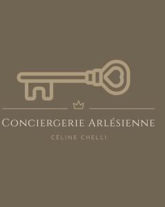 un logotipo clave para un catalizador de élite de la eficacia de la conferencia en Les Arènes en Arles
