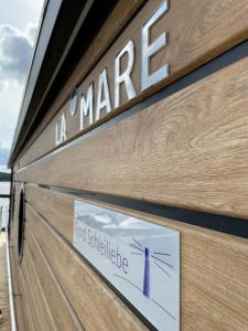 Hausboot Fjord Schleiliebe mit Biosauna und Dachterrasse in Schleswig的证书、奖牌、标识或其他文件