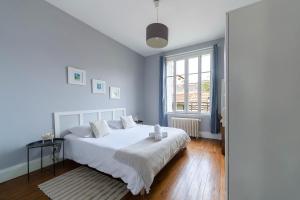 Posteľ alebo postele v izbe v ubytovaní Residence Le Languedoc - Appartements design - Proche des parcs