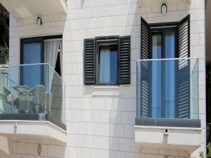 Balkón nebo terasa v ubytování Luxury Amarin Apartment