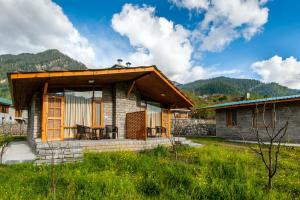 Gallery image of Larisa Resort Manali in Manāli