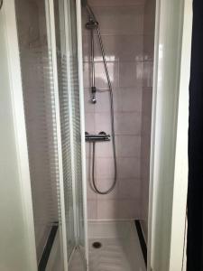 Ένα μπάνιο στο Appartement bord de mer +4 φωτογραφίες