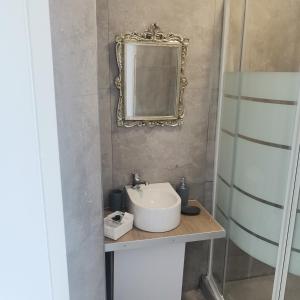 A bathroom at Seafront Aegean Νest