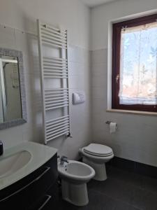 A bathroom at CASA FLAN
