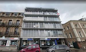 Το κτήριο όπου στεγάζεται  το διαμέρισμα