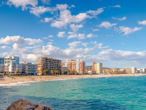 Fotografie z fotogalerie ubytování Precioso apartamento con balcón Calonge v destinaci Calonge