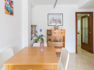 Fotografie z fotogalerie ubytování Precioso apartamento con balcón Calonge v destinaci Calonge