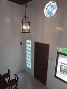 Gambar di galeri bagi Tiny House Loft Style di Digos