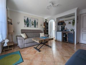 Część wypoczynkowa w obiekcie L'Instant Mer - Bord de Mer - Studio avec grand jardin à La Capte
