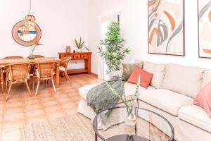 A seating area at Villa Tropical Private Pool Capellania By Holidays Home