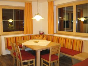 Fotografija v galeriji nastanitve Apartment Gitti v mestu Tux