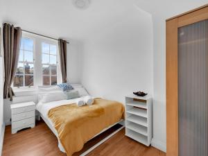 Letto o letti in una camera di Prime Location! Next to Hammersmith Apollo & Tube