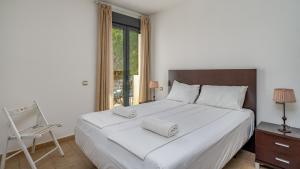 Postel nebo postele na pokoji v ubytování Sea Sun apartment in La Cala de Mijas by Costarentals - Ref 204 + 22 fotografií