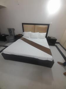 Gallery image of Hotel Royal Rose in Lahore