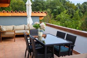 Balkon lub taras w obiekcie URAIN Suites - Apartments at Flysch-Coast