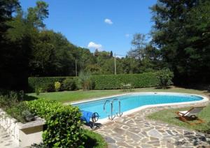 Fotografia z galérie ubytovania Magnifique Maison avec piscine sans vis à vis 4 chambres et 1 mezzanine dans un milieu verdoyant v destinácii Saint-Jean-du-Gard