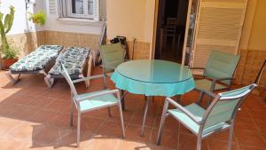 Ein Patio oder anderer Außenbereich in der Unterkunft casa luxury 2 nudista
