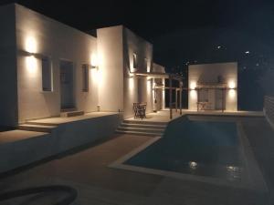 Bassein majutusasutuses Ios Endless Blue Luxury Bungalows või selle lähedal
