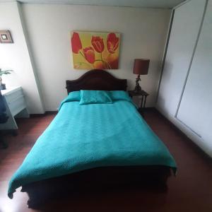 Voodi või voodid majutusasutuse Comoda habitacion en ambiente familiar toas