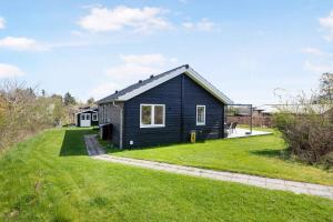 Fotografie z fotogalerie ubytování New Holiday Home In Scenic North Zealand v destinaci Vejby