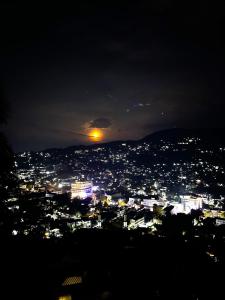 Foto dalla galleria di The SkyDeck Kandy a Kandy