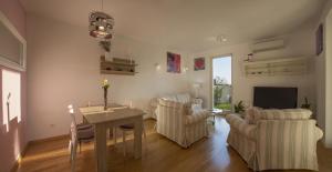 Gallery image of Sunset Beach Apartments in Split