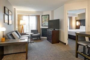 Postel nebo postele na pokoji v ubytování Residence Inn Eugene Springfield + 31 fotografií