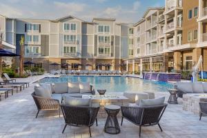 Бассейн в SpringHill Suites by Marriott Amelia Island или поблизости