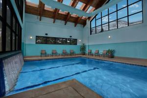 Kolam renang di atau dekat dengan Marriott's StreamSide Evergreen at Vail
