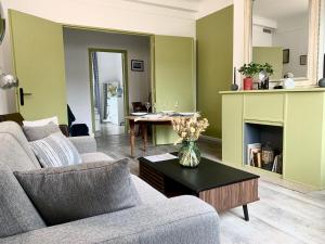 Posedenie v ubytovaní Appartement spacieux lumineux hypercentre