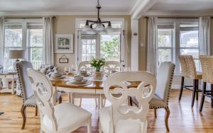 Istumisnurk majutusasutuses Fit To Be Tide