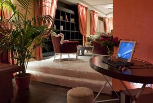 Area soggiorno di c-hotels Fiume