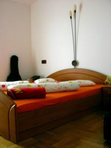 Ένα ή περισσότερα κρεβάτια σε δωμάτιο στο Apartment Irena