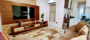 イケジャにあるBeautiful One Bedroom Apartment in Opebi, Ikejaのギャラリーの写真