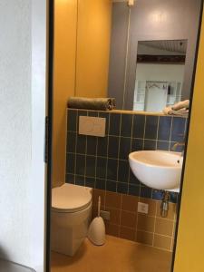 Phòng tắm tại Luftiges Studio sunehus, mit Möglichkeit Bezug OSKAR Gästekarte