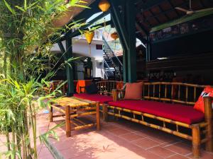 Posezení v ubytování Serendipity Experience Hoi An Hostel