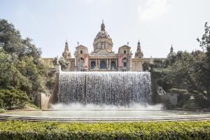 Foto da galeria de Fira Apartments by gaiarooms em Barcelona