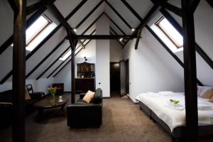 Posteľ alebo postele v izbe v ubytovaní Apartamenty Lokalna