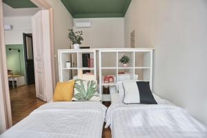 Unwind in Style w SAUNA dsgn 2BR Home 1073 Budapest, 57 Akácfa utca kép - 2
