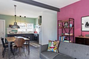 A kitchen or kitchenette at Casa Alicante - Relax in a unique environment