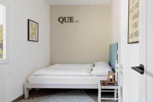 A bed or beds in a room at Casa Alicante - Relax in a unique environment