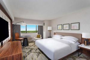 Μια τηλεόραση ή/και κέντρο ψυχαγωγίας στο Sheraton Edison