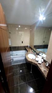 Kúpeľňa v ubytovaní APARTAMENTO LA CALA DE MIJAS VITANIA COSTA DEL SoL