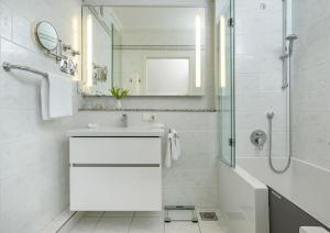 Koupelna v ubytování Strandhotel Monbijou GmbH garni